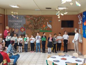 Pasowanie uczniów klas I