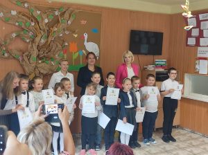 Pasowanie uczniów klas I