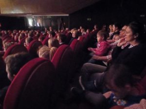 Przedstawienie teratralne Wigilijna noc Piotrusia