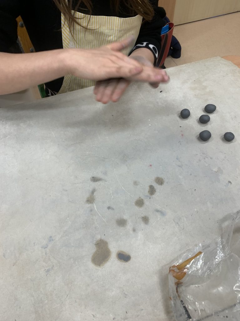 wykonanie doniczki ceramicznej