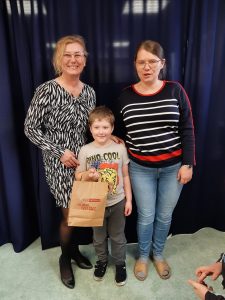 Laureat innowacji z p. wicedyrektor i organizatorką