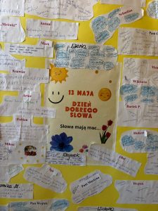 13 maja Dzień Dobrego słowa tablica dobrych słów