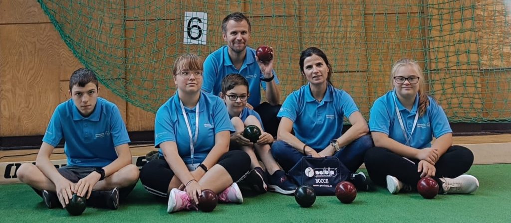 udział zawodników Fair Play w Makroregionalny XVII Śląski Turniej Bocce Olimpiad Specjalnych Ruda Śląska 2024