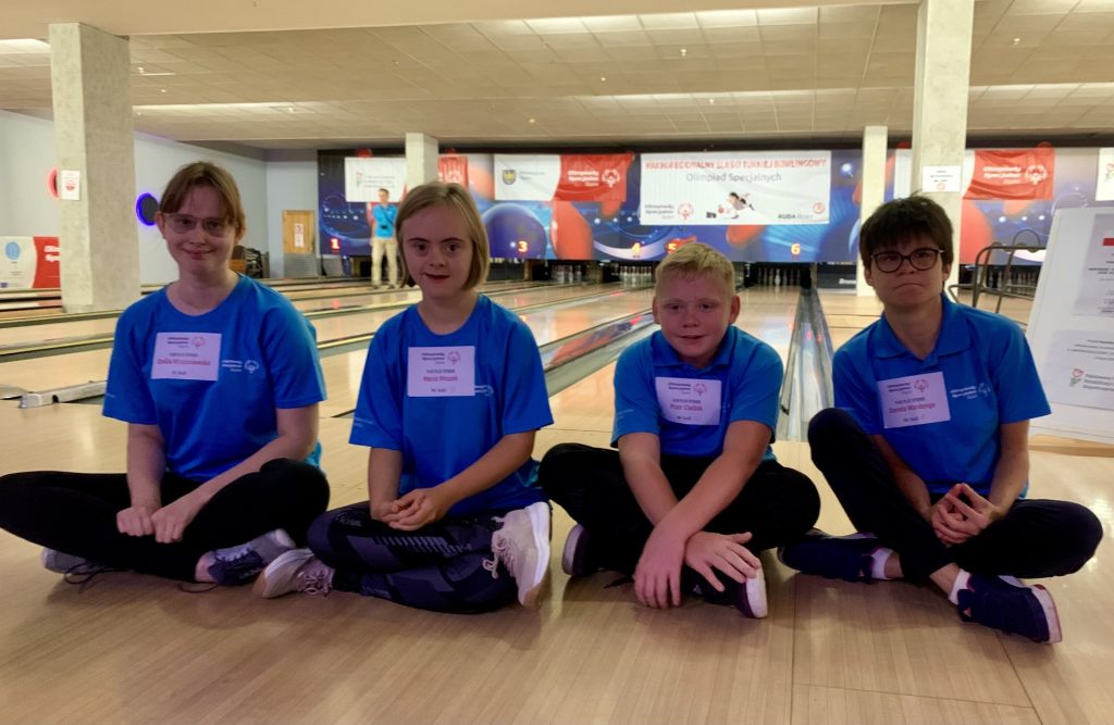 udział zawodników Fair Play w XLVI Makroregionalny Śląski Turniej Bowlingowy Olimpiad Specjalnych Ruda Śląska 2024