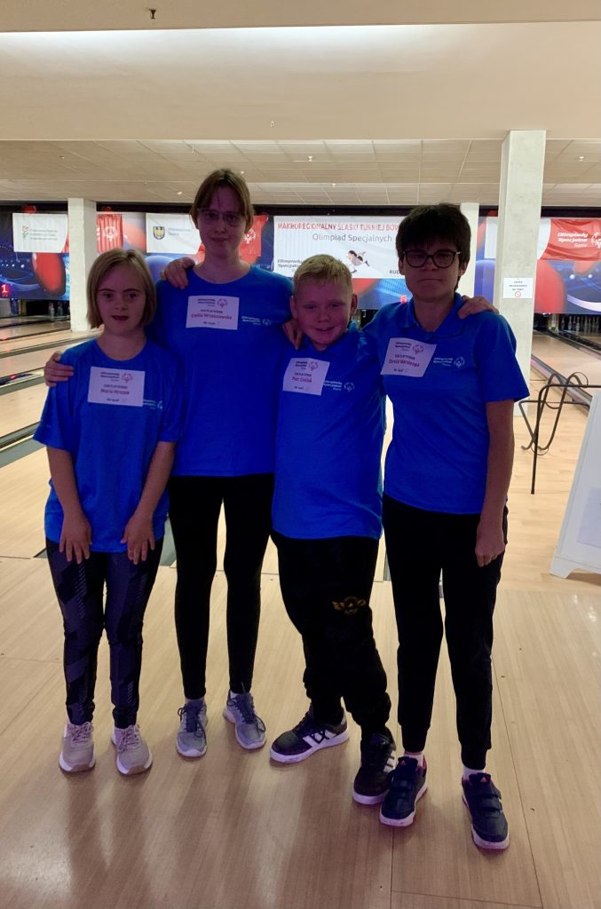 udział zawodników Fair Play w XLVI Makroregionalny Śląski Turniej Bowlingowy Olimpiad Specjalnych Ruda Śląska 2024
