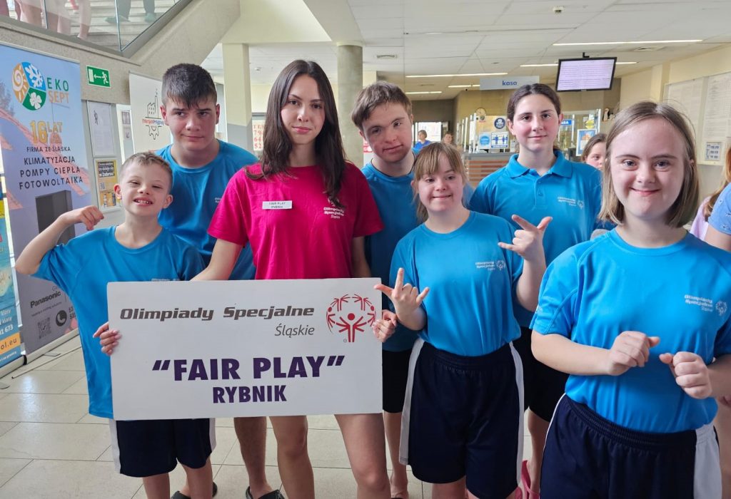 udział zawodników Fair Play w XVI Śląski Mityng Pływacki Olimpiad Specjalnych Zabrze 2025