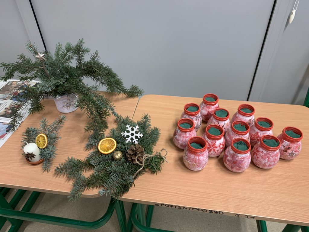 warsztaty robienia stroików świątecznych