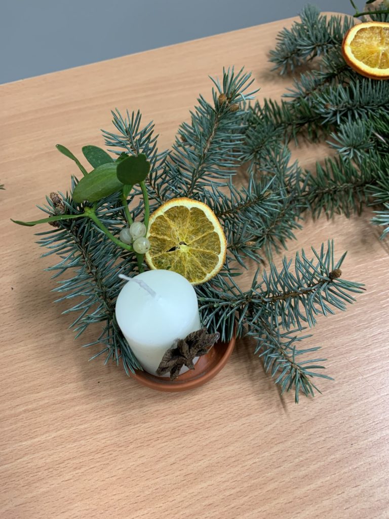 warsztaty robienia stroików świątecznych