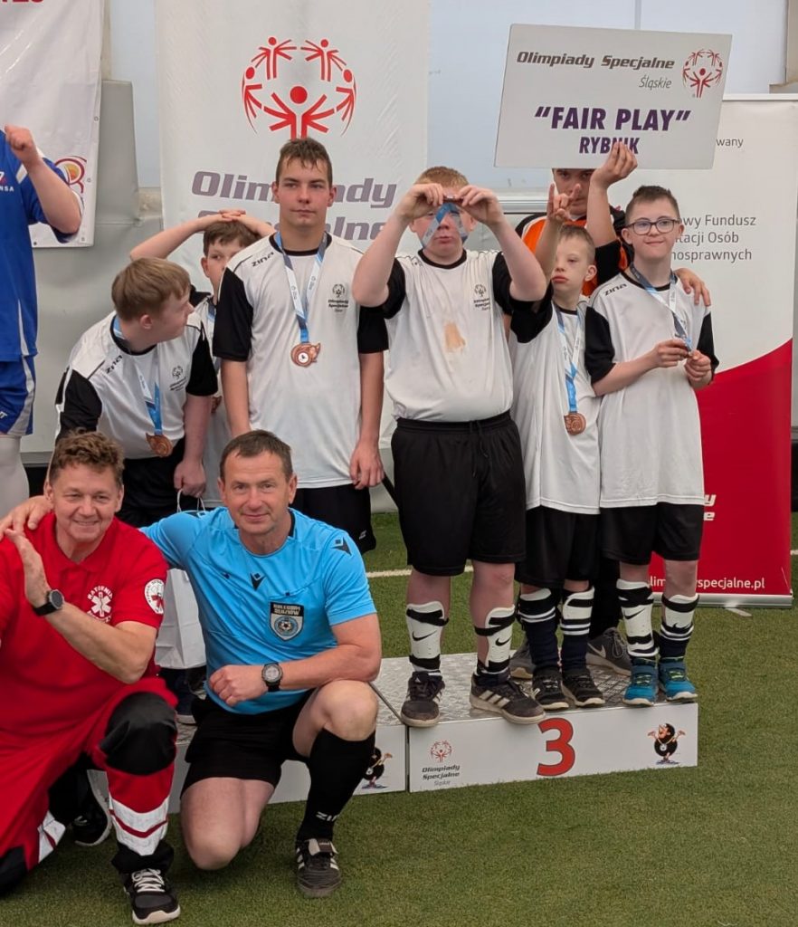 udział zawodników Fair Play w XXIII Śląski Turniej w Halowej Piłce Nożnej Olimpiad Specjalnych